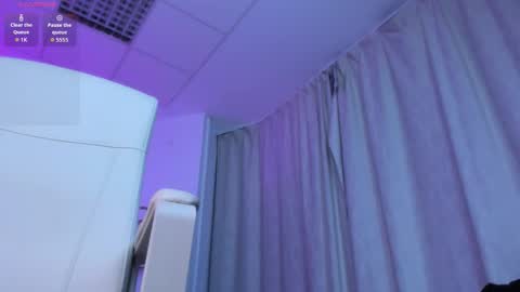 Snapshot of thewizardli chatting on 10-06-25, 04:48 Liz online show from 10-06-25, 04:48