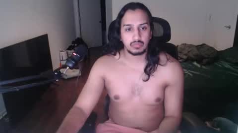 Vampiro online show from 04-21-26, 05:03