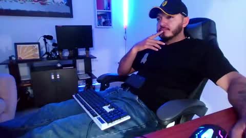 Snapshot of thiago_420 chatting on 05-15-26, 11:45 thiago_420 online show from 05-15-26, 11:45