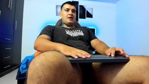 Thiago online show from 09-14-25, 03:05