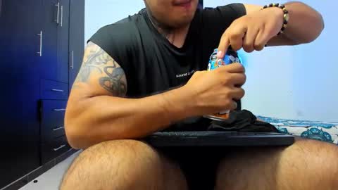 Snapshot of thiago_cp01 chatting on 02-17-26, 03:36 Thiago online show from 02-17-26, 03:36