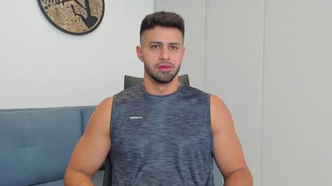 thiago_driussi online show from 12-18-24, 01:15