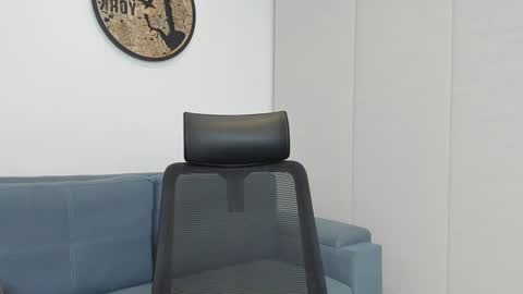 thiago_driussi online show from 12-28-24, 04:08