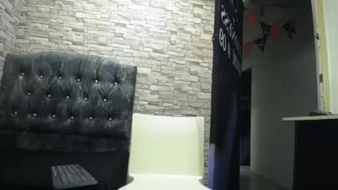 thiago_hairy online show from 10-19-25, 04:57