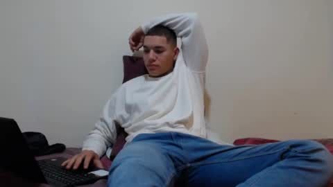 Thiago independent model online show from 12-15-24, 10:28