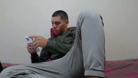 Thiago independent model online show from 12-18-24, 11:45