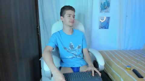 Manuel online show from 09-13-25, 03:28