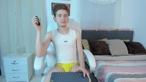 Manuel online show from 11-24-25, 02:22