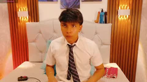 Snapshot of thiago_kozak chatting on 09-20-25, 08:21 thiago online show from 09-20-25, 08:21