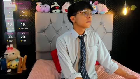 Snapshot of thiago_kozak chatting on 10-01-25, 12:55 thiago online show from 10-01-25, 12:55