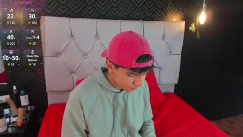 Snapshot of thiago_kozak chatting on 11-01-25, 01:57 thiago online show from 11-01-25, 01:57