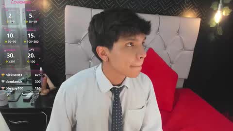 Snapshot of thiago_kozak chatting on 11-11-25, 02:06 thiago online show from 11-11-25, 02:06