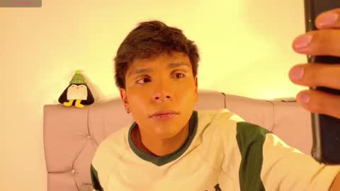 Snapshot of thiago_kozak chatting on 11-25-25, 03:06 thiago online show from 11-25-25, 03:06