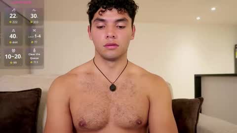 Snapshot of thiago_l chatting on 11-25-25, 02:55 Just Thiago online show from 11-25-25, 02:55