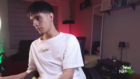 Snapshot of thiago_rockwell chatting on 02-25-25, 02:36 Thiago online show from 02-25-25, 02:36