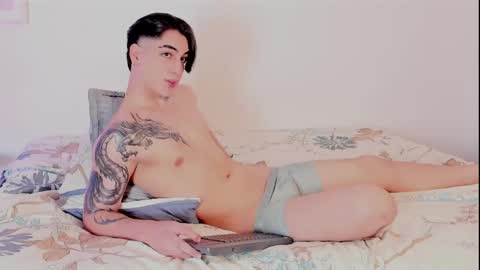 Snapshot of thiago_winteer chatting on 06-03-26, 04:15 Thiago Winteer online show from 06-03-26, 04:15