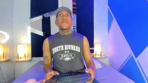 Snapshot of thiagoberry chatting on 01-12-26, 11:48 ThiagoBerry online show from 01-12-26, 11:48