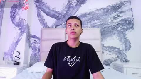 Snapshot of thiagocollin chatting on 09-20-25, 06:53 THGIAGO online show from 09-20-25, 06:53