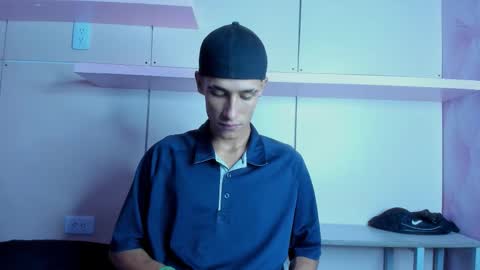 Snapshot of thiagoduarte_ chatting on 02-28-26, 11:44 Thiago online show from 02-28-26, 11:44