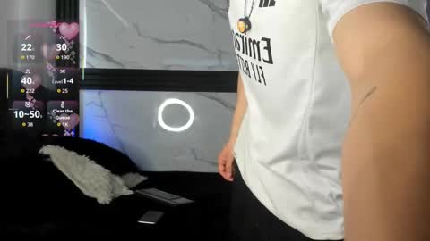 Snapshot of thiagoferrerohot chatting on 03-16-26, 02:10 thiagoferrerohot online show from 03-16-26, 02:10