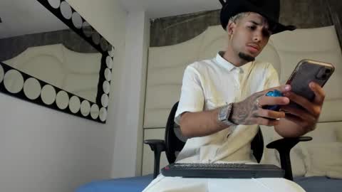 ThiagoFerreti online show from 09-09-25, 03:28