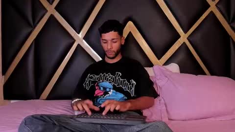 ThiagoFerreti online show from 03-24-26, 05:34