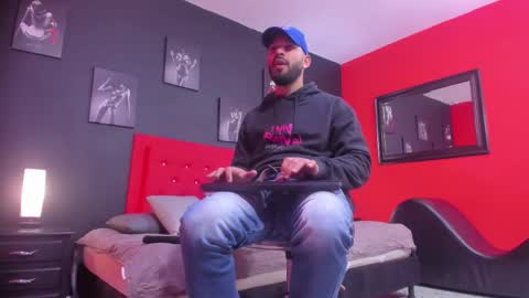 Thia Gomez online show from 11-27-25, 12:29