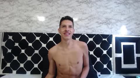 Thiago   online show from 03-09-26, 03:38