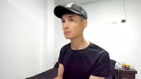 Snapshot of thiagowells_ chatting on 01-28-25, 10:34 Thiago Wells online show from 01-28-25, 10:34