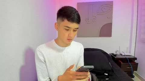 Snapshot of thiagowells_ chatting on 03-05-25, 08:21 Thiago Wells online show from 03-05-25, 08:21