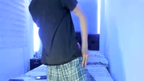 Thiago Wells online show from 04-16-26, 02:34