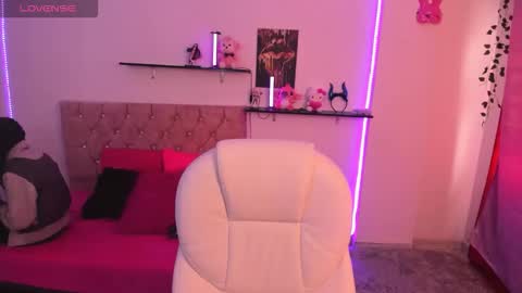 thianahorny online show from 10-25-25, 12:34