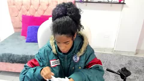 Snapshot of thianahorny chatting on 12-04-25, 12:14 thianahorny online show from 12-04-25, 12:14