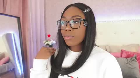 ThianaLopez online show from 01-11-26, 09:31