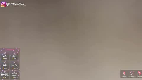 Snapshot of thicc_devie chatting on 10-16-25, 01:39 Call me Devie online show from 10-16-25, 01:39