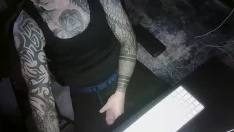 Snapshot of thicchogg chatting on 02-18-26, 10:00 thicchogg online show from 02-18-26, 10:00