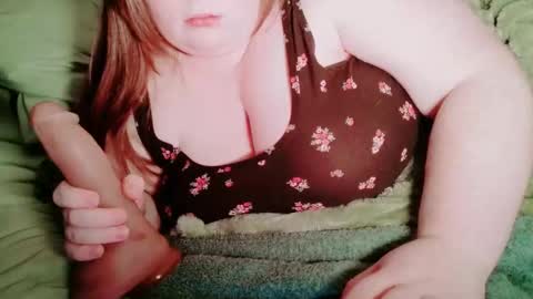 Jess online show from 10-21-25, 03:24