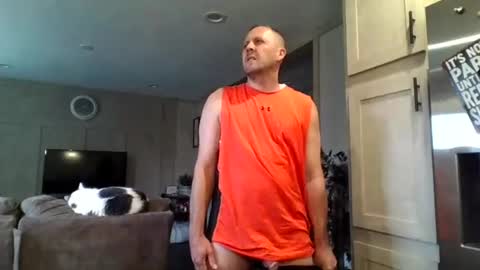 Snapshot of thick_dick11 chatting on 05-23-26, 05:39 Val online show from 05-23-26, 05:39