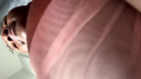 Snapshot of thick_jojo chatting on 10-28-25, 10:41 Call me Taliee online show from 10-28-25, 10:41