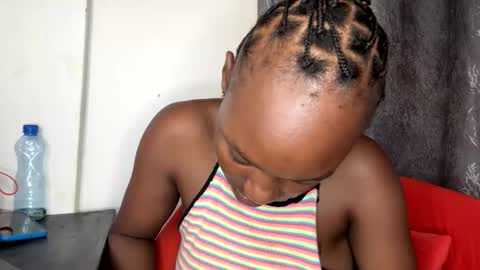 Snapshot of thick_jojo chatting on 11-11-25, 08:36 Call me Taliee online show from 11-11-25, 08:36