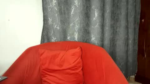 Snapshot of thick_jojo chatting on 12-14-25, 03:01 Call me Taliee online show from 12-14-25, 03:01