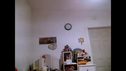 thickassazn93 online show from 12-17-24, 09:27