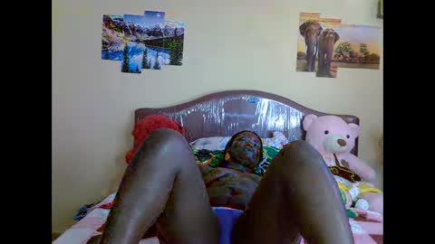 Snapshot of thickassvillageebony chatting on 11-07-25, 10:26 thickassvillageebony online show from 11-07-25, 10:26