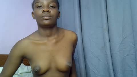 Snapshot of thickbarbie_ chatting on 12-03-25, 10:08 Xtine online show from 12-03-25, 10:08