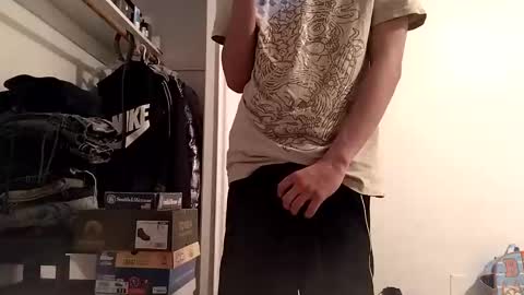 Snapshot of thickbigdick789 chatting on 12-20-25, 01:51 thickbigdick789 online show from 12-20-25, 01:51