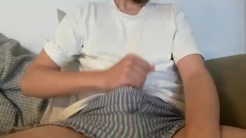 Snapshot of thickerbunny chatting on 03-31-26, 07:36 thickerbunny online show from 03-31-26, 07:36