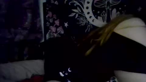 Ariel online show from 11-16-25, 07:14