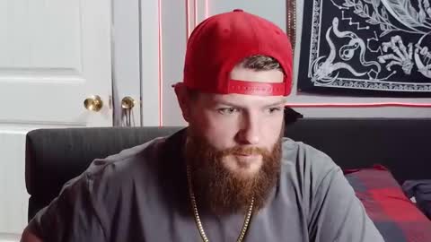 Snapshot of thickhandsomeman chatting on 12-15-24, 03:45 ThickHandsomeMan online show from 12-15-24, 03:45