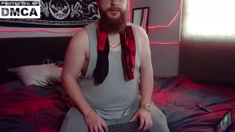 Snapshot of thickhandsomeman chatting on 01-08-25, 03:17 ThickHandsomeMan online show from 01-08-25, 03:17