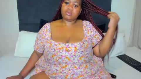 thickleeyanax online show from 11-20-25, 08:19